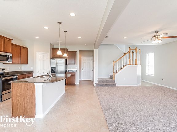3rd image of 567 Drysdale Dr