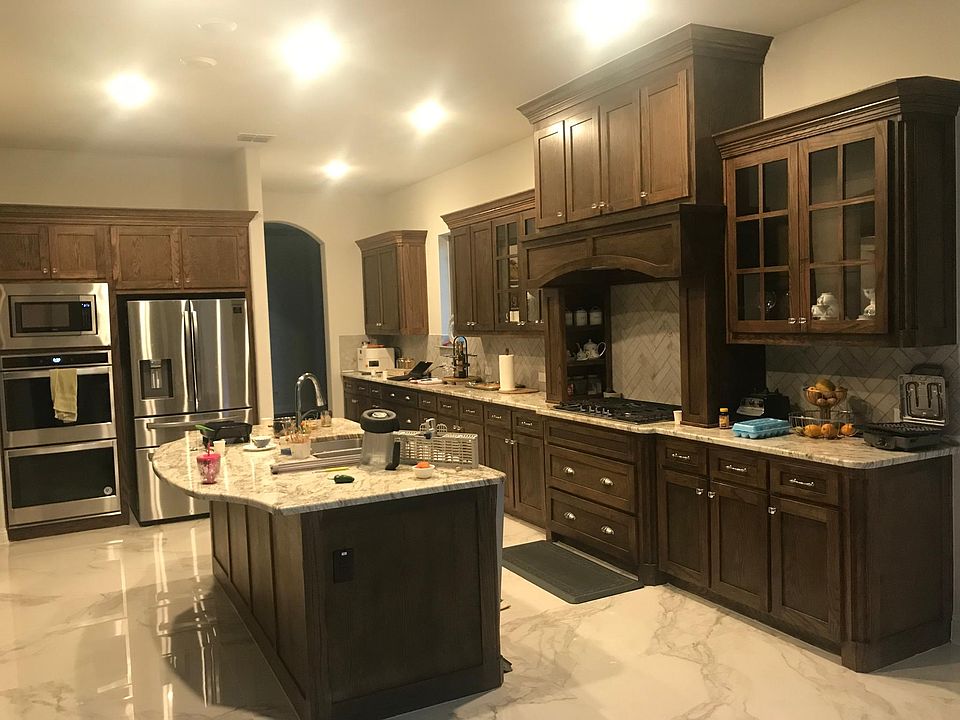 1st image of 5 Hillview Ct