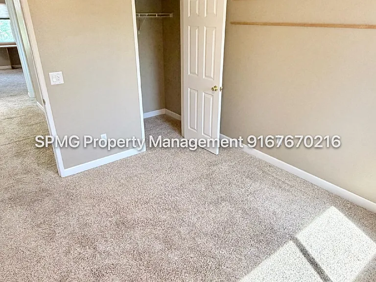 609 Granada Pass Dr — Photo 33