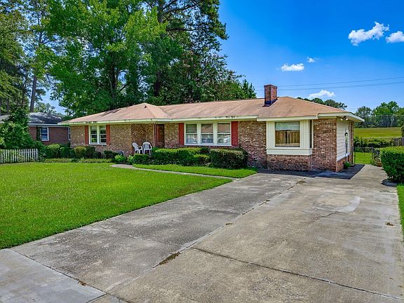 3rd image of 4031 Webb Ct