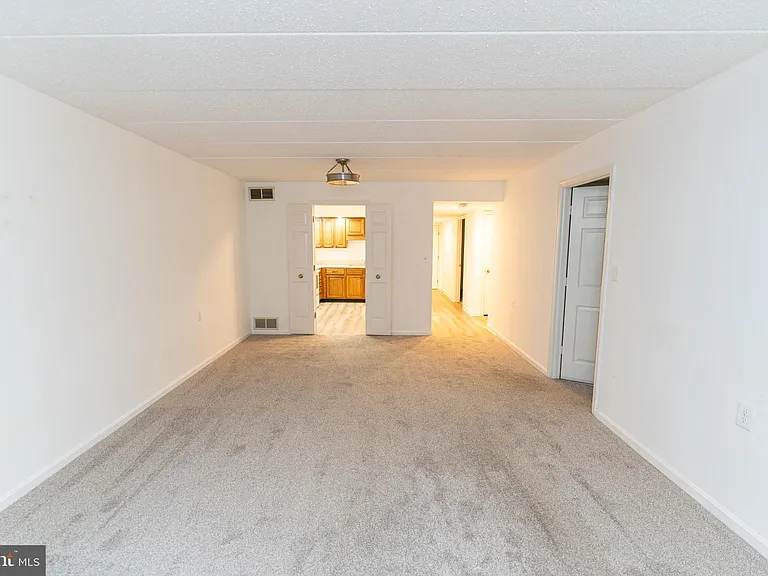 227 Canal Park Dr #206 — Photo 17