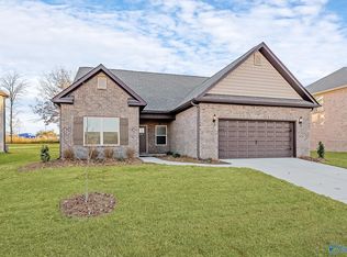 176 Saddle St, New Market, AL 35761