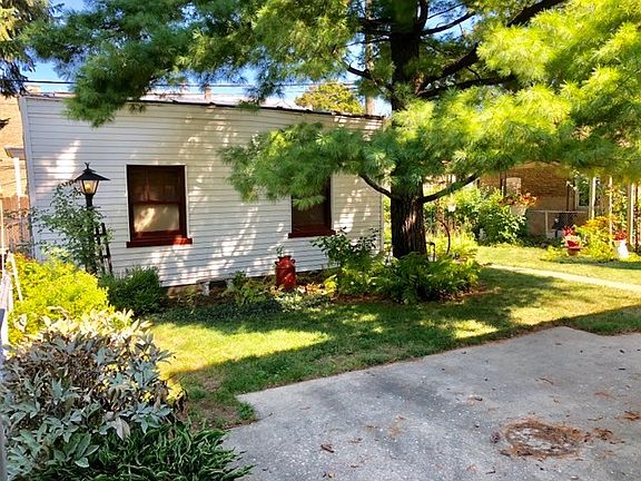 3rd image of 4442 W Leland Ave