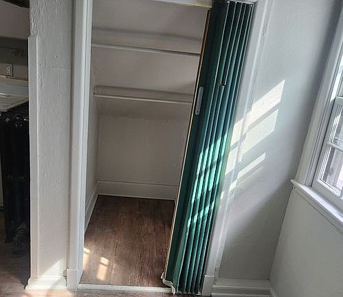 5th image of 1144 36th St #2