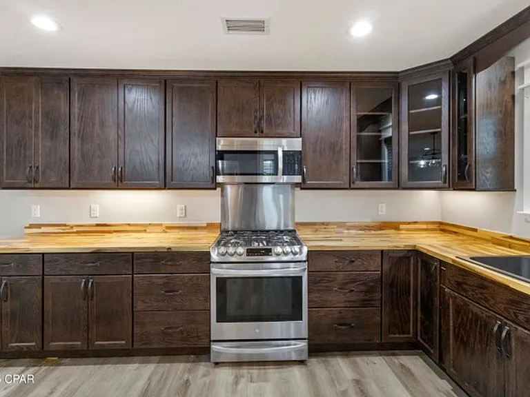 248 Sukoshi Dr — Photo 9