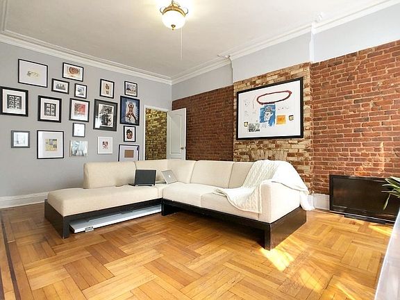 5th image of 485 Willoughby Ave #4