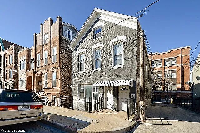 1st image of 1448 W Blackhawk St #1