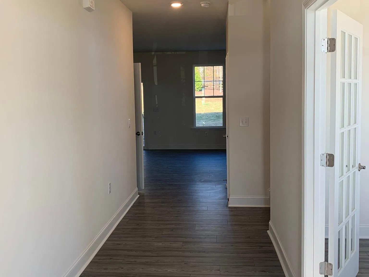 905 Harmony Ranch Ln — Photo 2