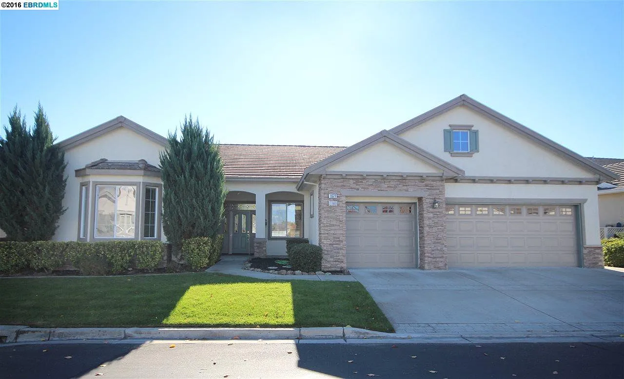 1577 Rubidoux Ln photo 1