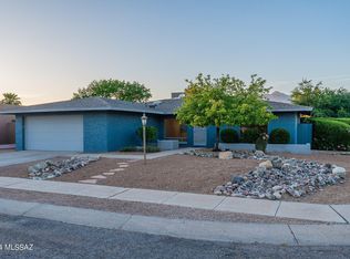 7641 E Rio Verde Dr, Tucson, AZ 85715