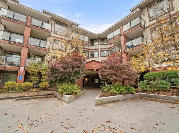 2233 McKenzie Rd #116, Abbotsford, BC V2S 4A1