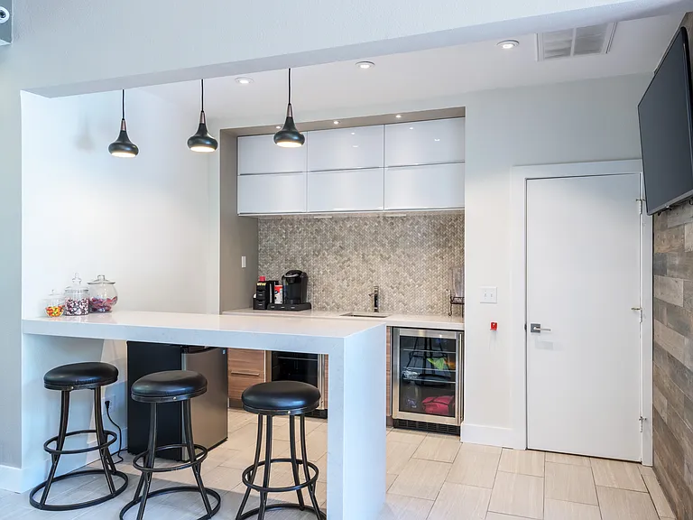 Copper Creek Apartments — Photo 20