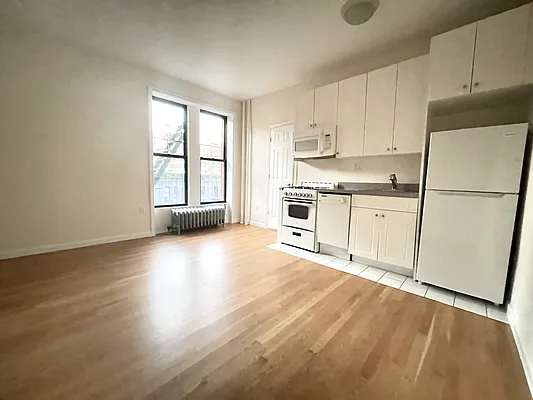 Rented by Corcoran | media 8