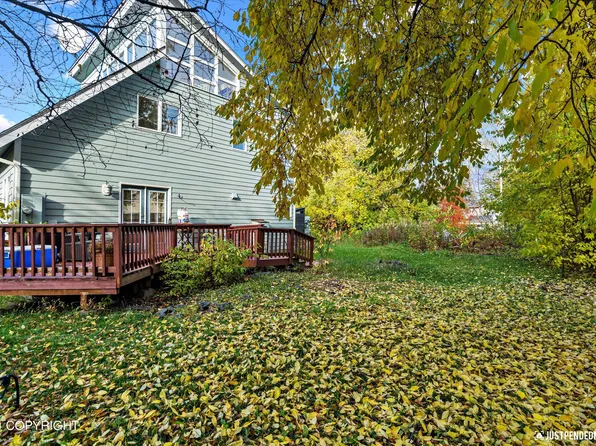 625 Mumford St, Anchorage, AK 99508