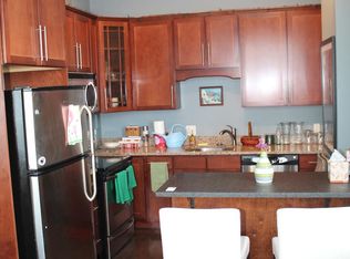 207 Rector St #2F, Philadelphia, PA 19128