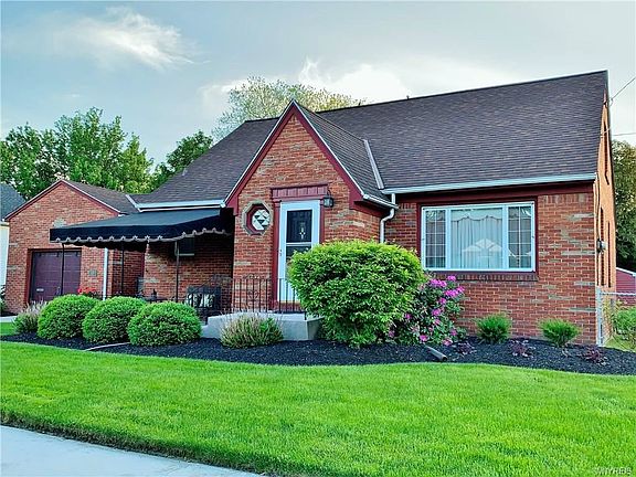 4th image of this home