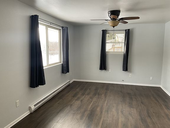 3rd image of 7316 Riverton Dr
