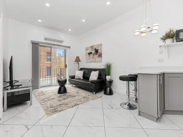 318 East 62nd Street image 1 of 7