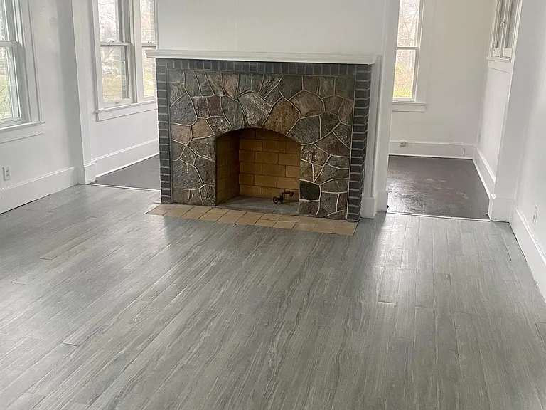 2227 Cordova Ave #2227 — Photo 3