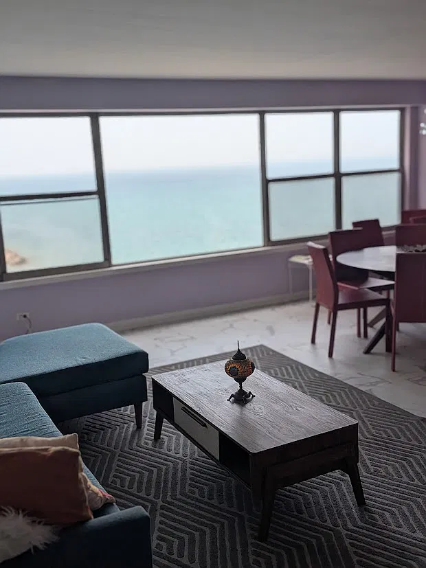 1 bed, 852 sqft, $2,195 — Photo 3