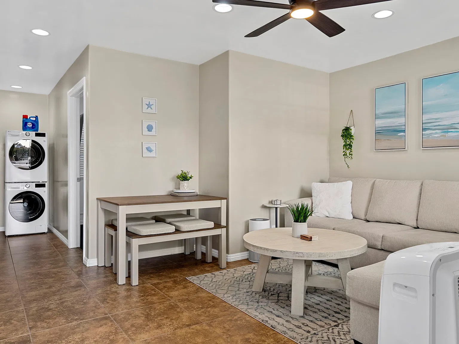 2 bed, 650 sqft, $6,700 — Photo 4
