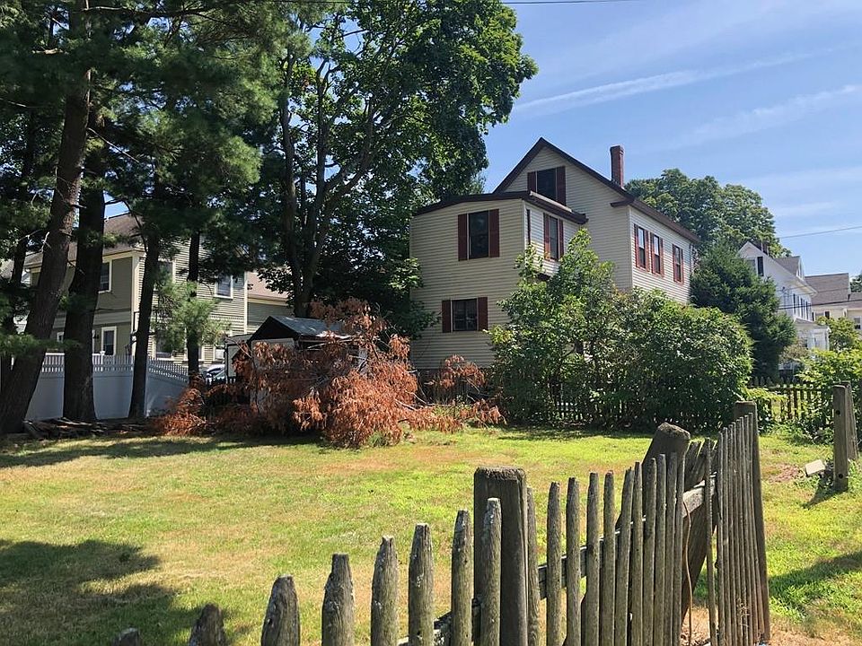 2nd image of 72 Cleveland St