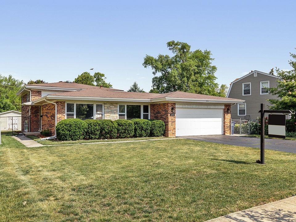 1st image of 2972 S Craig Dr