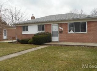 31589 Hayes Rd, Warren, MI 48088