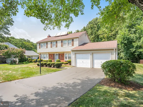 12906 Mount Royal Ln, Fairfax, VA 22033