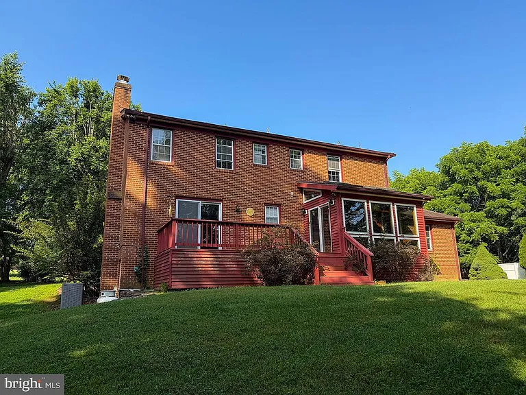 11 Hickory Ln — Photo 74
