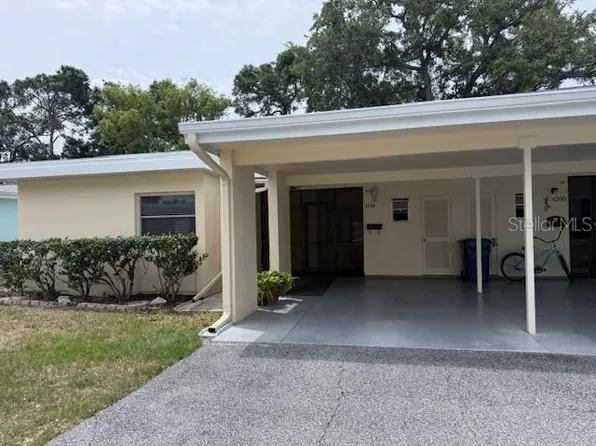 6264 Green View Cir, Sarasota, FL