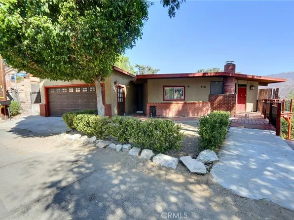 9461 Hillrose St, Sunland, CA 91040