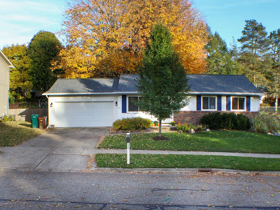 1st image of 2000 Beacon Hill Dr