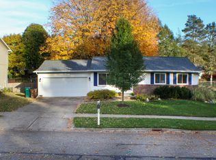 2000 Beacon Hill Dr, Lansing, MI 48906