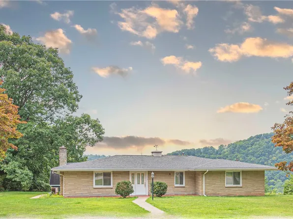 110 Park Ave, Apollo, PA 15613