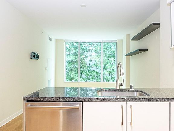 2nd image of 333 Main St Unit 4G