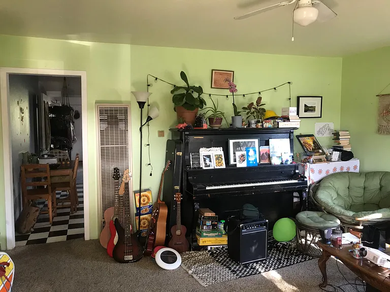 620 Johnson Ave — Photo 4