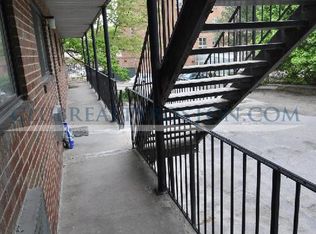 260 Grove St #11A, West Roxbury, MA 02132