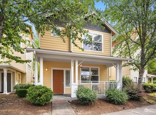 526 224th Pl NE #24, Sammamish, WA