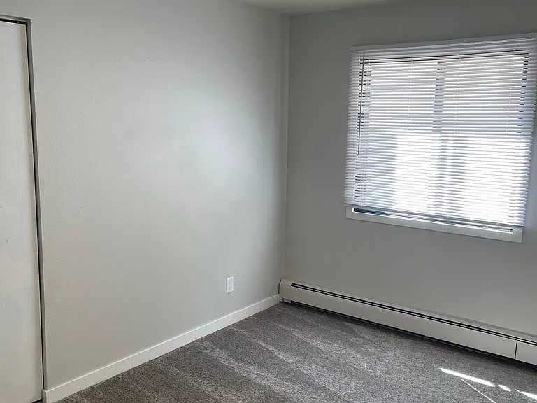443 S Johnson St #4 — Photo 12
