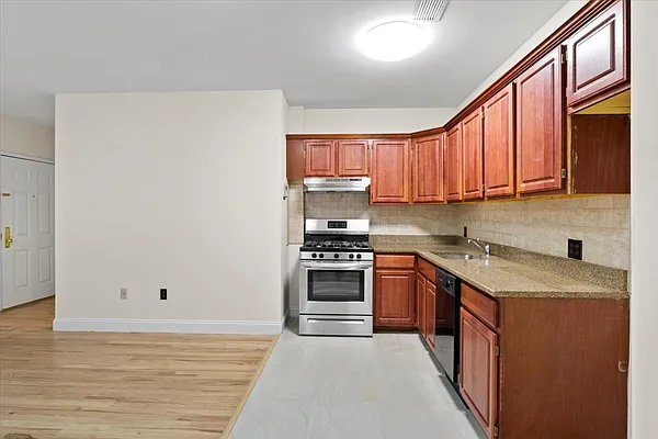 Rented by Compass | media 3