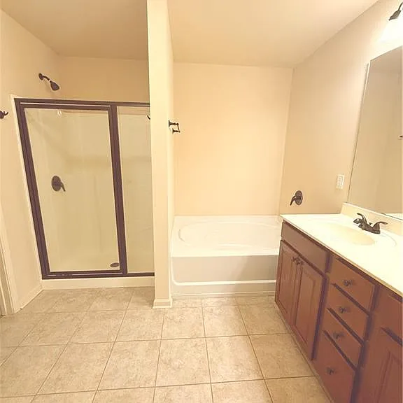 3282 Brockenhurst Dr — Photo 14