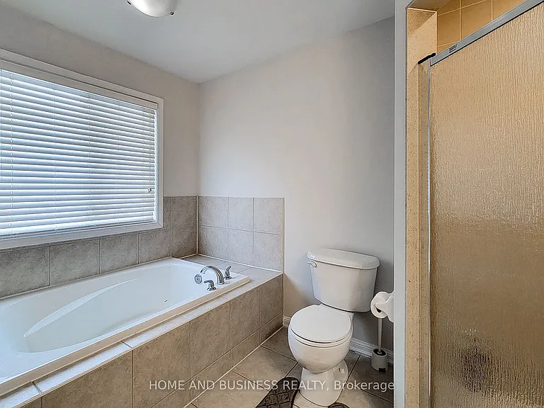 913 McEwan Dr — Photo 25