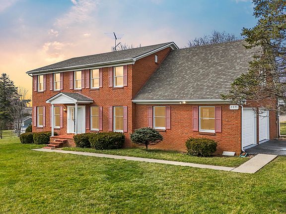 2nd image of 209 Oregon Rd