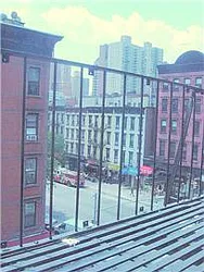 Rented by R New York
