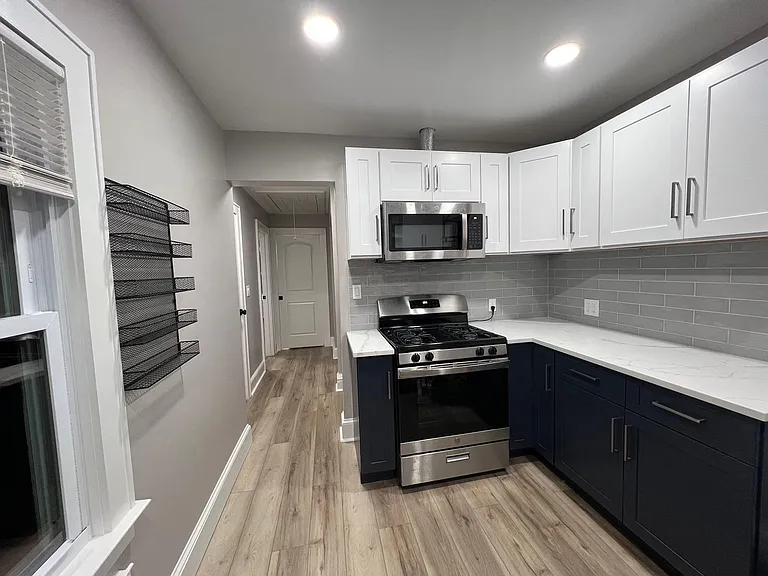 62 Ivy St #B — Photo 2