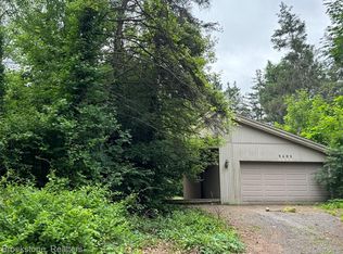 5409 Stowe Trl, Clarkston, MI 48348