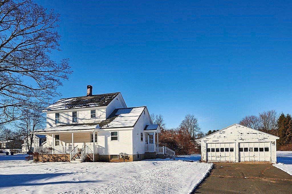 113 Maple St, Easthampton, MA 01027 Zillow
