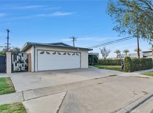 1914 S Center St, Santa Ana, CA 92704