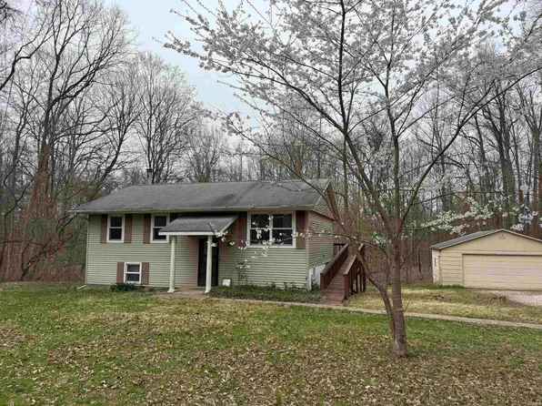 7388 W Walker Ln, Ellettsville, IN 47429